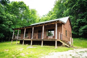 Exterior - Robbers Roost - Cozy Lodging at Horseshoe Canyon Ranch (Jasper)