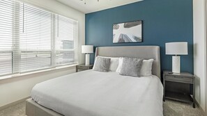 1 bedroom, desk, iron/ironing board, WiFi