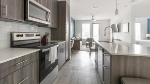 Private kitchen - Landing | Incredible 1BD, Gym, Clubhouse (San Antonio)