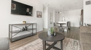 Living area - Landing | Incredible 1BD, Gym, Clubhouse (San Antonio)