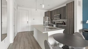 Private kitchen - Landing | Chic 1BD, Clubhouse, Gym (San Antonio)