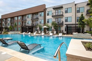 Pool - Landing | Stunning 1BD, Clubhouse, Gym (San Antonio)