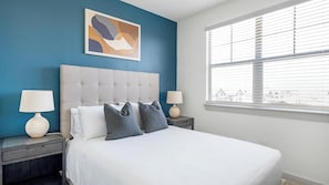 3 bedrooms, desk, iron/ironing board, WiFi