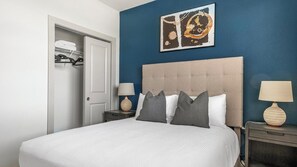 3 bedrooms, desk, iron/ironing board, WiFi