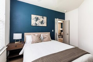2 bedrooms, desk, iron/ironing board, WiFi - Landing | Incredible 2BD, Yoga Studio, Clubhouse (Fort Worth)