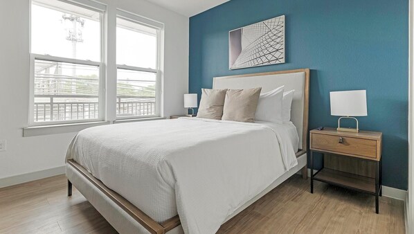 1 bedroom, desk, iron/ironing board, WiFi