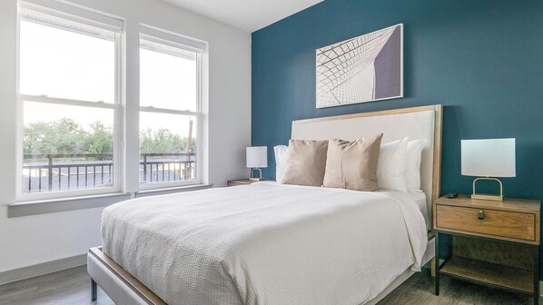 1 bedroom, desk, iron/ironing board, WiFi - Landing | Beautiful 1BD, Yoga Studio (Austin)