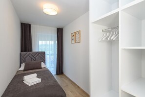 2 bedrooms, Internet, bed sheets