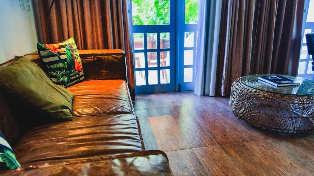 Junior Suite, Private Pool, Garden View | Living area