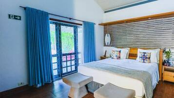 Suite, Private Pool, Garden View | In-room safe, iron/ironing board, free WiFi