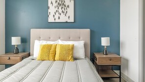 1 chambre, bureau, fer et planche à repasser, Wi-Fi