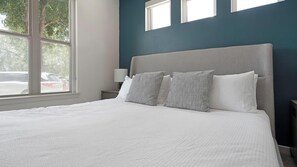 1 bedroom, desk, iron/ironing board, WiFi