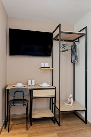 Premium Studio Suite | Down comforters, memory foam beds, desk, laptop workspace