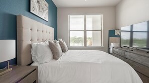 1 bedroom, desk, iron/ironing board, WiFi