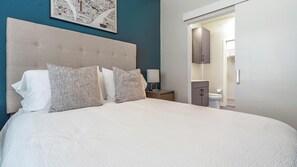 1 bedroom, desk, iron/ironing board, WiFi