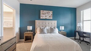 2 Schlafzimmer, Schreibtisch, Bügeleisen/Bügelbrett, WLAN