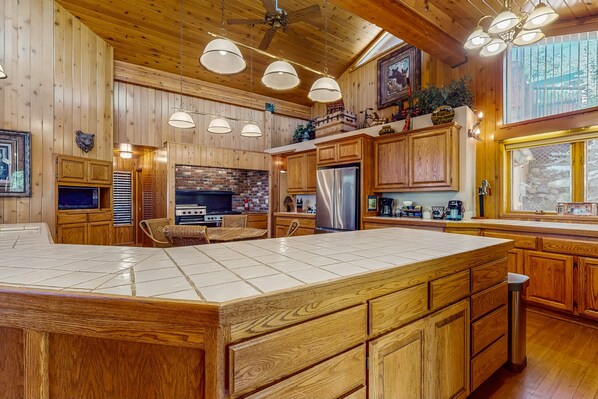 Cabaña, varias camas, acceso a la alberca (VC714) | Cocina privada | Cafetera y tetera 