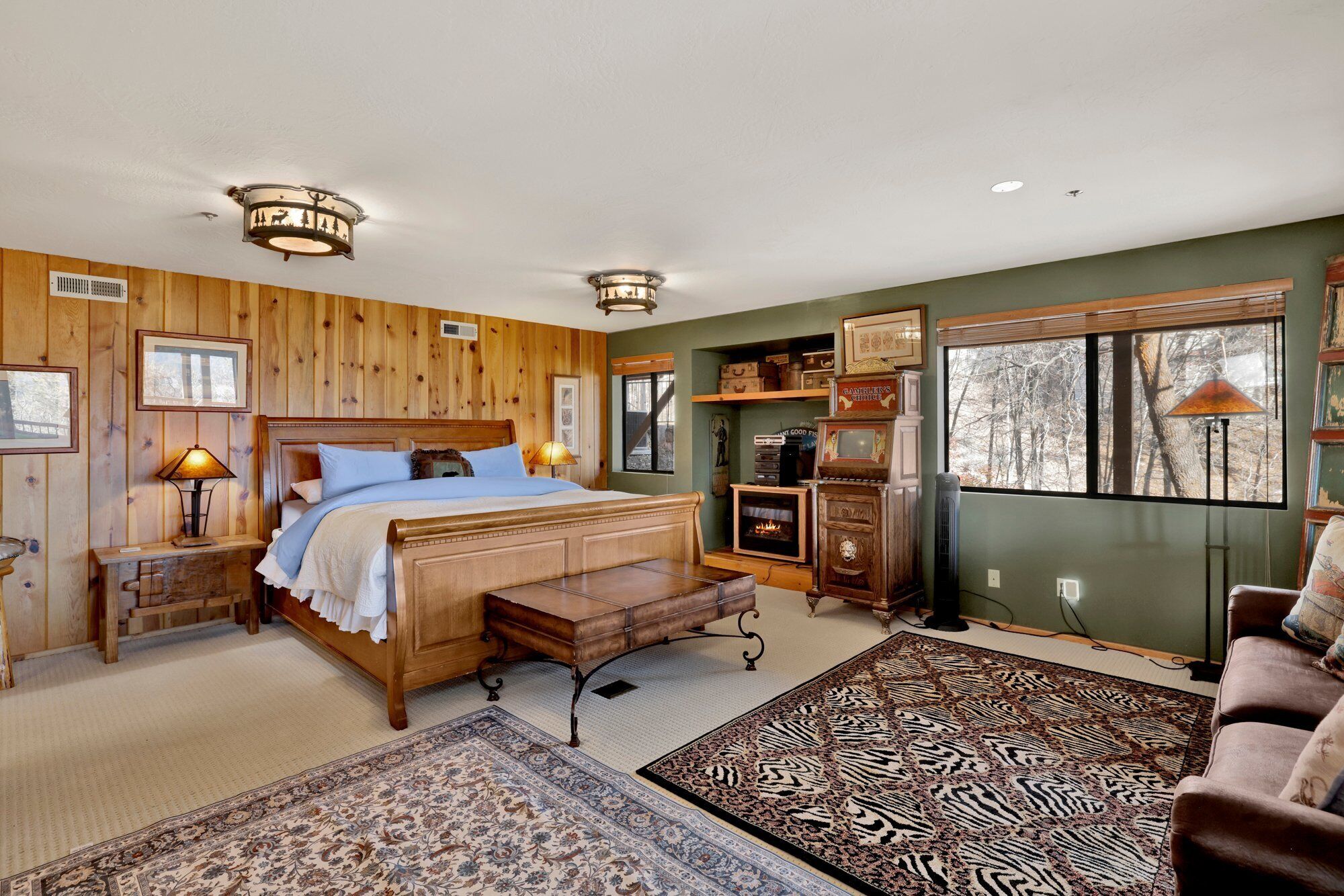 Chalet rustique, Plusieurs lits, accès à la piscine (VC714) | 4 chambres, décor unique, ameublement unique, literie fournie