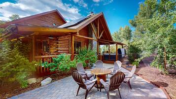 Tempat makan outdoor