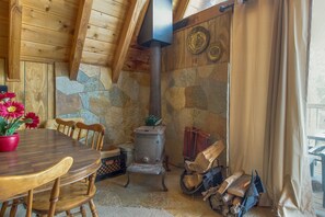 Cabin, Multiple Beds, Pool Access, Mountain View (VC247)
