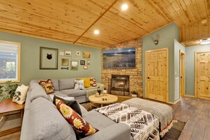 Cabin, Multiple Beds, Pool Access, Mountain View (357) | Living area | Fireplace