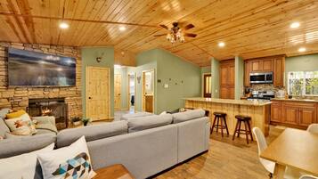Cabin, Multiple Beds, Pool Access, Mountain View (357) | Living area | Fireplace