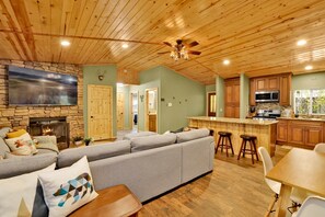 Cabin, Multiple Beds, Pool Access, Mountain View (357) | Living area