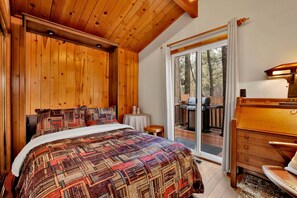 Cabane, plusieurs lits, accès piscine, vue montagne (630)