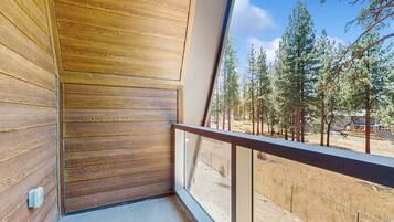 Chalet, Multiple Beds, Pool Access, Mountain View (VC350) | View from room