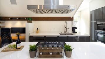 Chalet, Multiple Beds, Pool Access, Mountain View (VC350) | Private kitchen | Coffee/tea maker