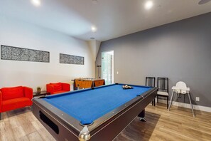 Spielezimmer