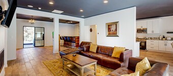 Hillside Hideaway #603