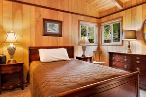 Cabin, Multiple Beds, Pool Access, Mountain View (VC713) | Individually decorated, individually furnished, bed sheets - Idle Ours Cabin #713 (Fawnskin)