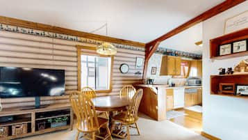 Cabin, Multiple Beds, Pool Access, Mountain View (VC124) | Interior
