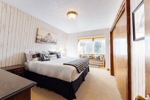 Cabin, Multiple Beds, Pool Access, Mountain View (VC124) | Individually decorated, individually furnished, bed sheets