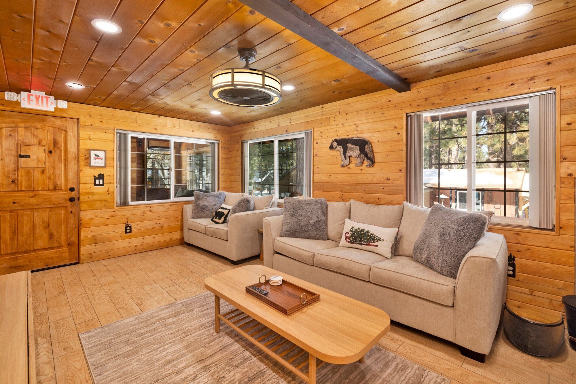 Μικρό Σπίτι, Περισσότερα από 1 Κρεβάτια, Πρόσβαση στην Πισίνα, Θέα στο Βουνό (2544) | Περιοχή καθιστικού | Τζάκι