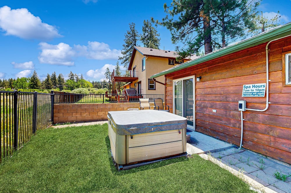 Meadow-front Metcalf Bay Gem #542