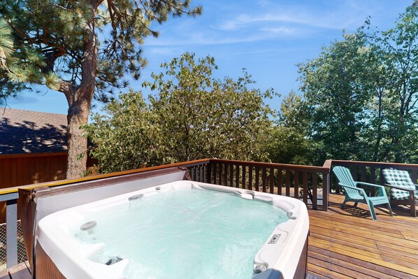 Bồn tắm spa ngoài trời