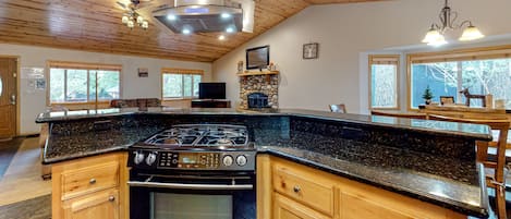小屋, 多張床, 熱水浴缸, 山景 (VC508) | 私人廚房 | 咖啡機/沖茶器