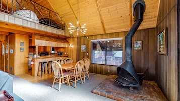 Cabin, Multiple Beds, Pool Access, Mountain View (VC301)