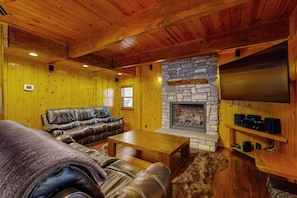 Cabin, Multiple Beds, Pool Access, Mountain View (VC709) | Living area
