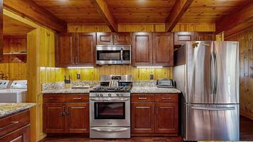 Ferienhütte, Mehrere Betten, Poolzugang, Bergblick (VC709) | Eigene Küche | Wasserkocher mit Kaffee-/Teezubehör