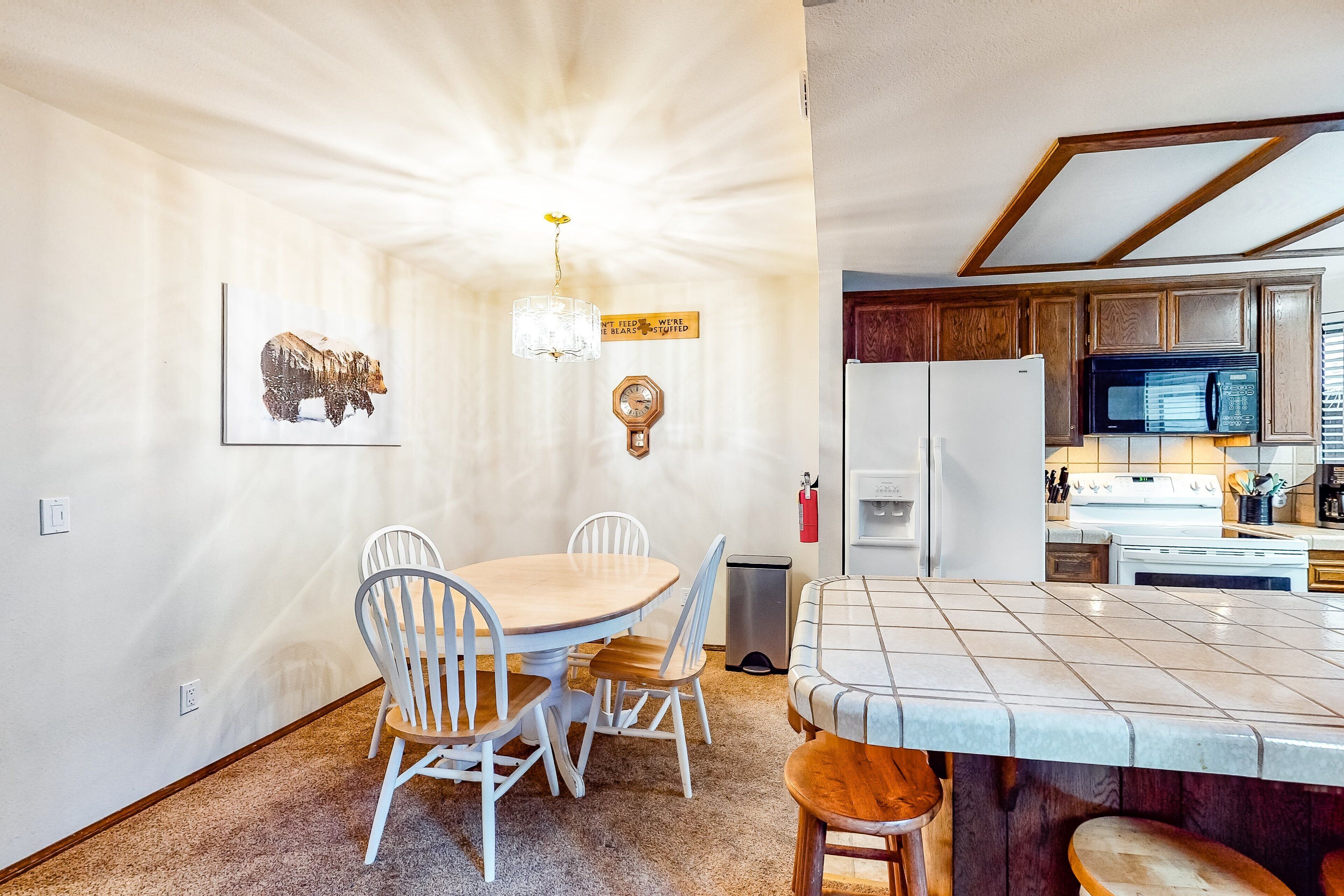 คอนโด, หลายเตียง, ใช้สระว่ายน้ำได้, วิวภูเขา (VC331) | ห้องพักตกแต่งอย่างมีเอกลักษณ์, ตกแต่งพิเศษโดยเฉพาะ, ผ้าปูที่นอน