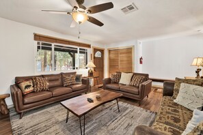 Cabin, Multiple Beds, Pool Access, Mountain View (VC701) | Living area | Fireplace