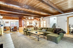 Cabin, Multiple Beds, Pool Access, Mountain View (VC445) | Living area | Fireplace