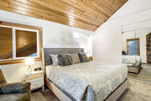 Cabaña, varias camas, acceso a la piscina, vistas a la montaña (VC445) | Decoración individual, mobiliario individual, ropa de cama