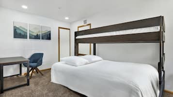 Cabaña, varias camas, acceso a la alberca, vista a la montaña (2568 ) | 3 habitaciones, decoración personalizada y muebles diferentes