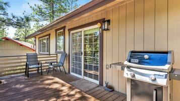 BBQ/picnic area