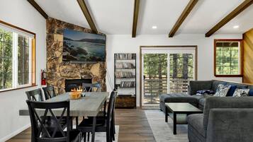 Cabin, Multiple Beds, Pool Access, Mountain View (2568 ) | Interior