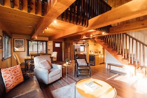 Baita, letti multipli, accesso alla piscina, vista montagna (2552) | Interni